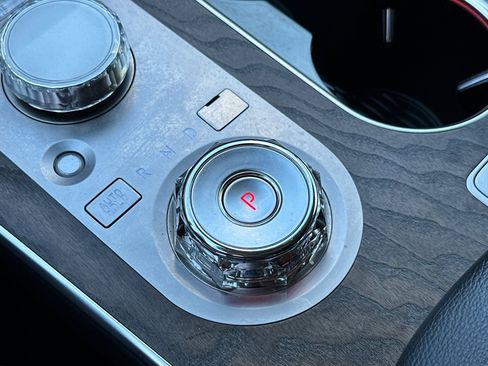 Used 2025 Genesis GV80 3.5T Advanced image 23