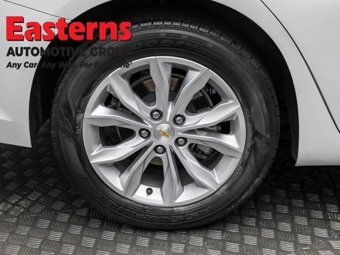 Used 2024 Chevrolet Malibu LT image 29