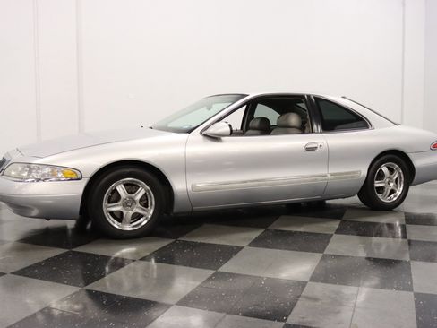 Used 1998 Lincoln Mark VIII image 6