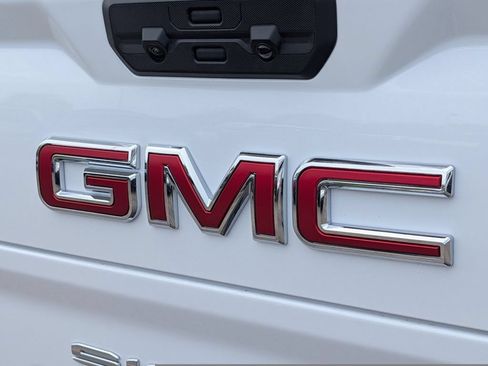 New 2026 GMC Sierra 1500 AT4X AWD/4WD image 13