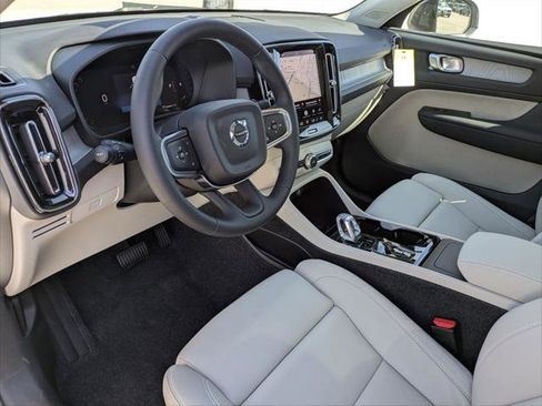 New 2026 Volvo XC40 B5 Plus w/ Protection Package Premier AWD/4WD image 7