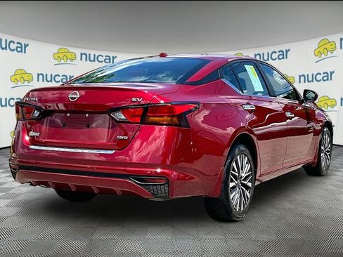 Used 2023 Nissan Altima 2.5 SV AWD/4WD image 6