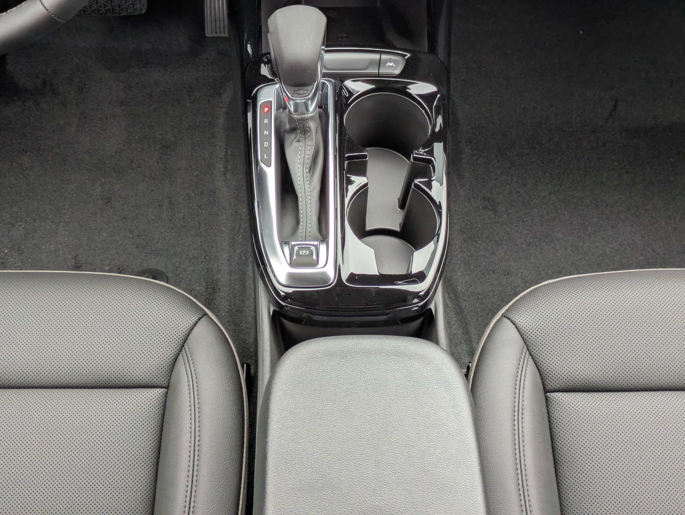 New 2026 Chevrolet Trax ACTIV w/ Sunroof Package FWD image 6