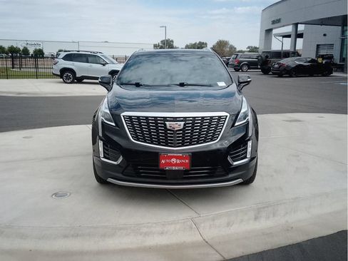 Used 2020 Cadillac XT5 Premium Luxury FWD image 8
