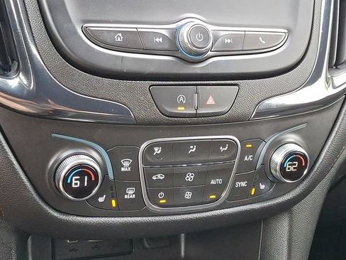 Certified 2024 Chevrolet Equinox RS AWD/4WD image 17
