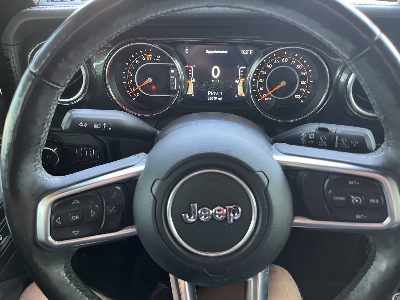 Used 2019 Jeep Wrangler Unlimited Sahara AWD/4WD image 28
