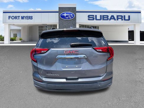 Used 2021 GMC Terrain SLE w/ Driver Convenience Package FWD image 5