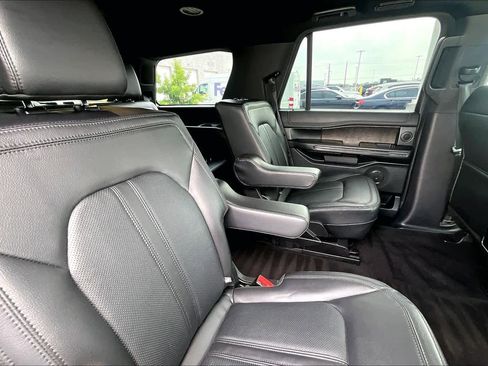 Used 2021 Ford Expedition Limited RWD image 18