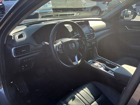 Used 2021 Honda Accord Touring image 13