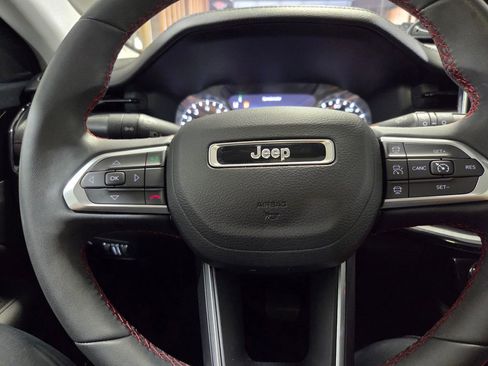 Certified 2022 Jeep Compass Trailhawk w/ Sun and Sound Group image 9