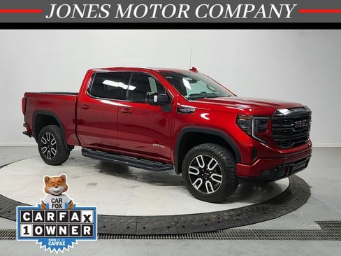 Used 2024 GMC Sierra 1500 AT4 w/ Technology Package AWD/4WD image 1