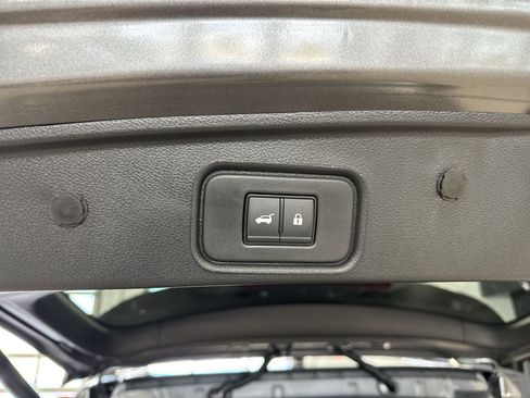New 2026 Nissan Pathfinder SL AWD/4WD image 39