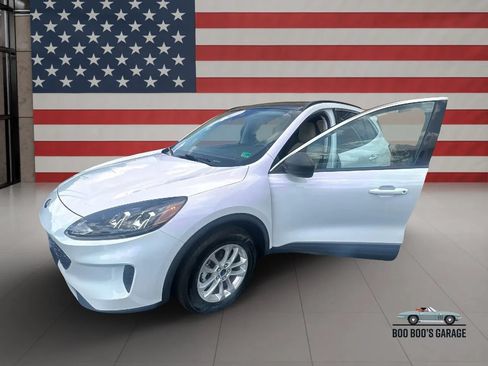 Used 2022 Ford Escape SE AWD/4WD image 16