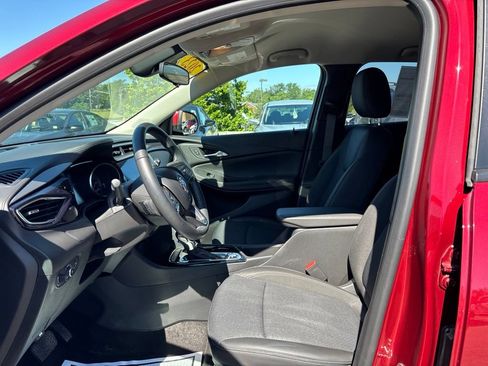 Used 2023 Buick Encore GX Select w/ Safety Package II AWD/4WD image 17