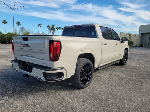 New 2026 GMC Sierra 1500 Denali w/ Denali Reserve Package image 5