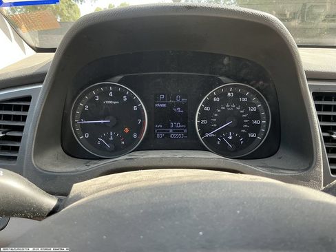 Used 2018 Hyundai Elantra SE w/ Cargo Package FWD image 12