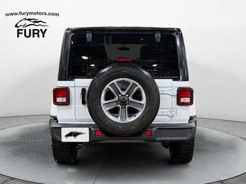 Used 2021 Jeep Wrangler Unlimited Sahara AWD/4WD image 4