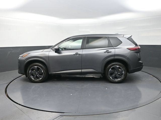Used 2024 Nissan Rogue SV FWD image 4