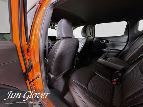 New 2026 Jeep Compass Latitude image 14