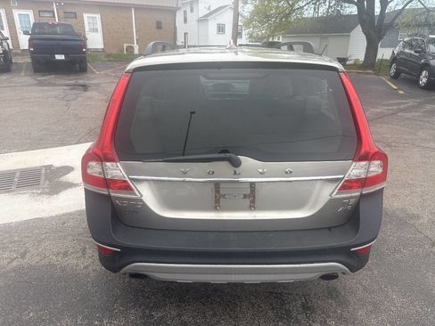 Used 2016 Volvo XC70 T5 Platinum w/ Protection Package image 8