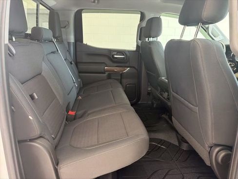 Used 2019 Chevrolet Silverado 1500 LT Trail Boss AWD/4WD image 11