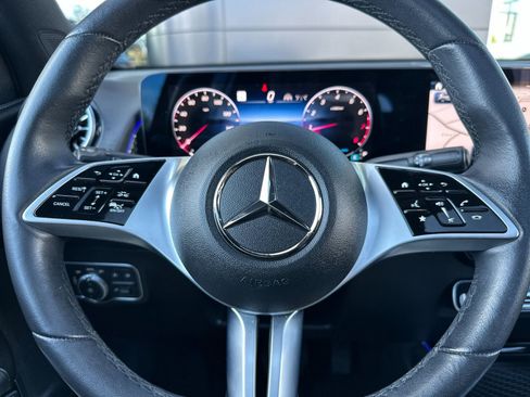Certified 2024 Mercedes-Benz GLB 250 image 26