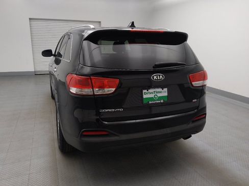 Used 2016 Kia Sorento FWD image 6