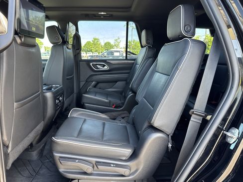 Used 2023 Chevrolet Tahoe Premier AWD/4WD image 31