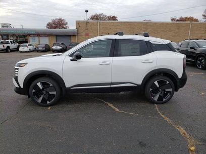 New 2026 Nissan Kicks SR w/ SR Premium Package