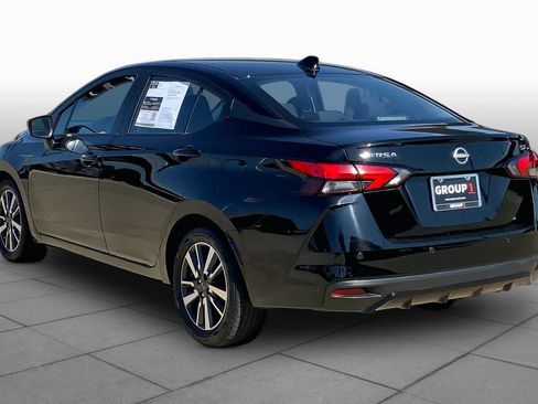 Used 2024 Nissan Versa SV FWD image 11