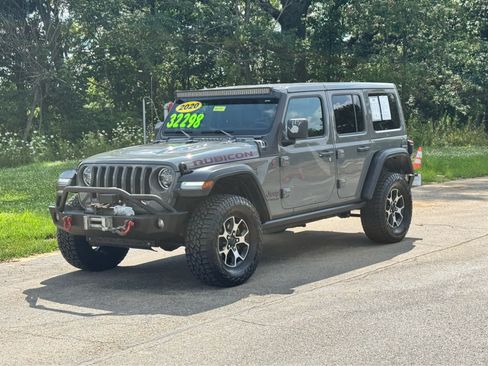 Used 2020 Jeep Wrangler Unlimited Rubicon w/ LED Lighting Group AWD/4WD image 3