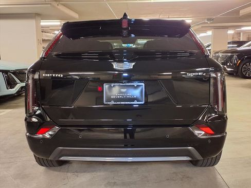 New 2026 Cadillac Optiq Sport 1 image 19