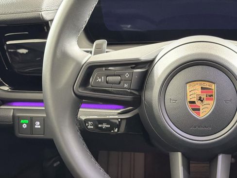 Used 2026 Porsche Panamera image 12