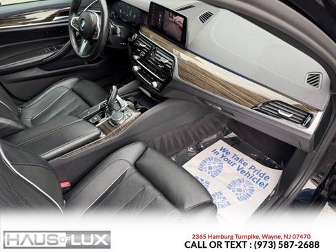 Used 2019 BMW 540i xDrive w/ M Sport Package AWD/4WD image 18