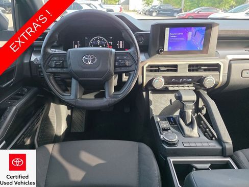 Certified 2025 Toyota Tacoma SR5 AWD/4WD image 7