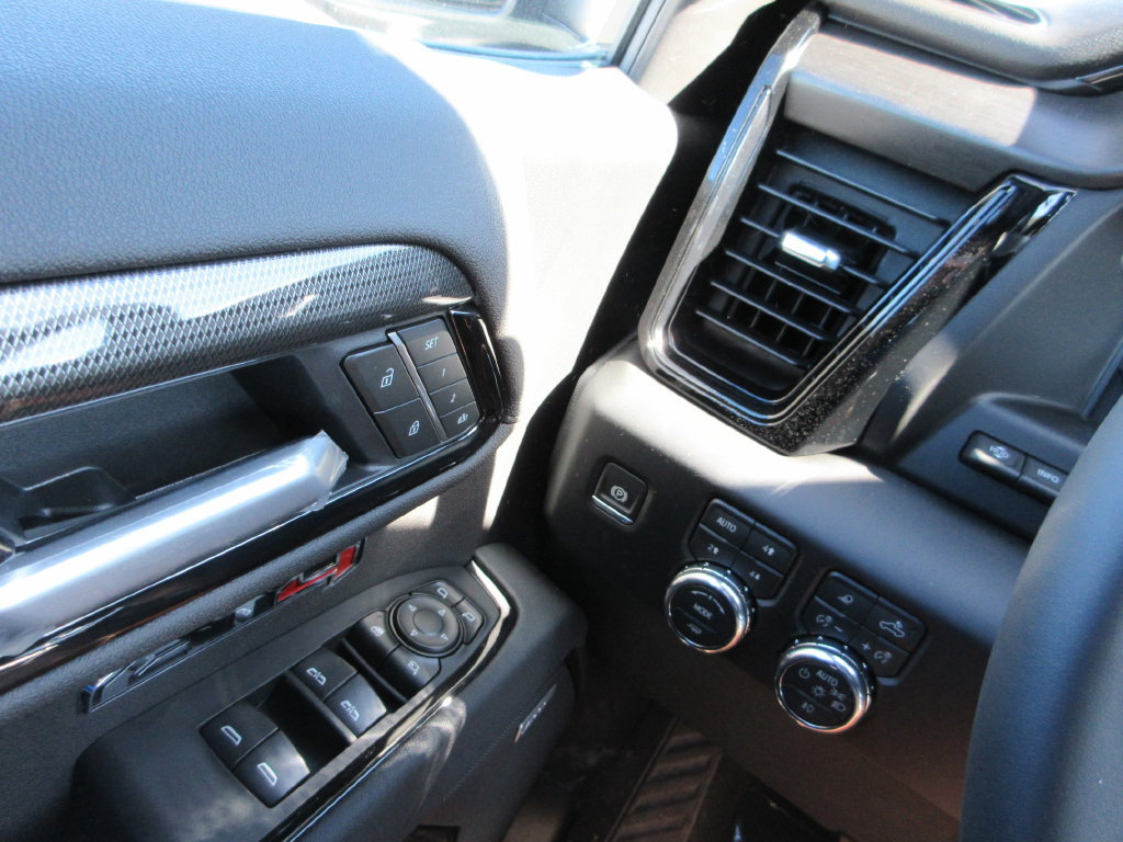 New 2026 GMC Sierra 1500 AT4 w/ AT4 Premium Package AWD/4WD image 18