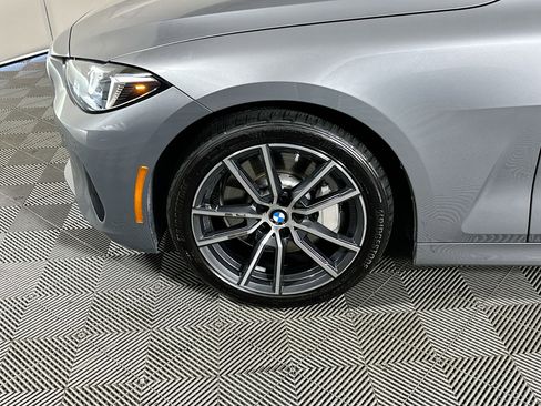 Used 2025 BMW 430i Convertible RWD image 11