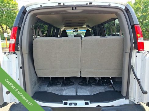 Used 2025 Chevrolet Express 3500 LT w/ LT Preferred Equipment Group RWD image 30