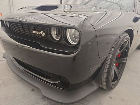 Used 2021 Dodge Challenger SRT Hellcat Redeye image 27