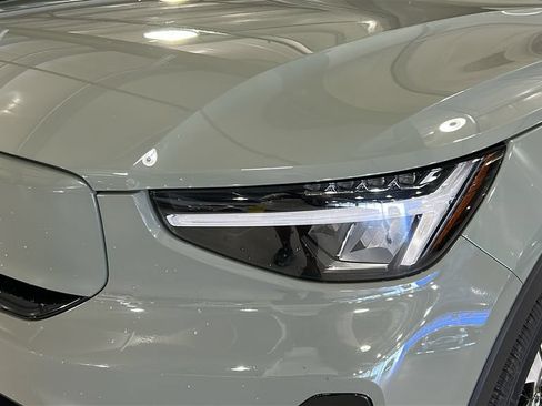 Certified 2023 Volvo XC40 Recharge Plus w/ Protection Package Premier AWD/4WD image 7