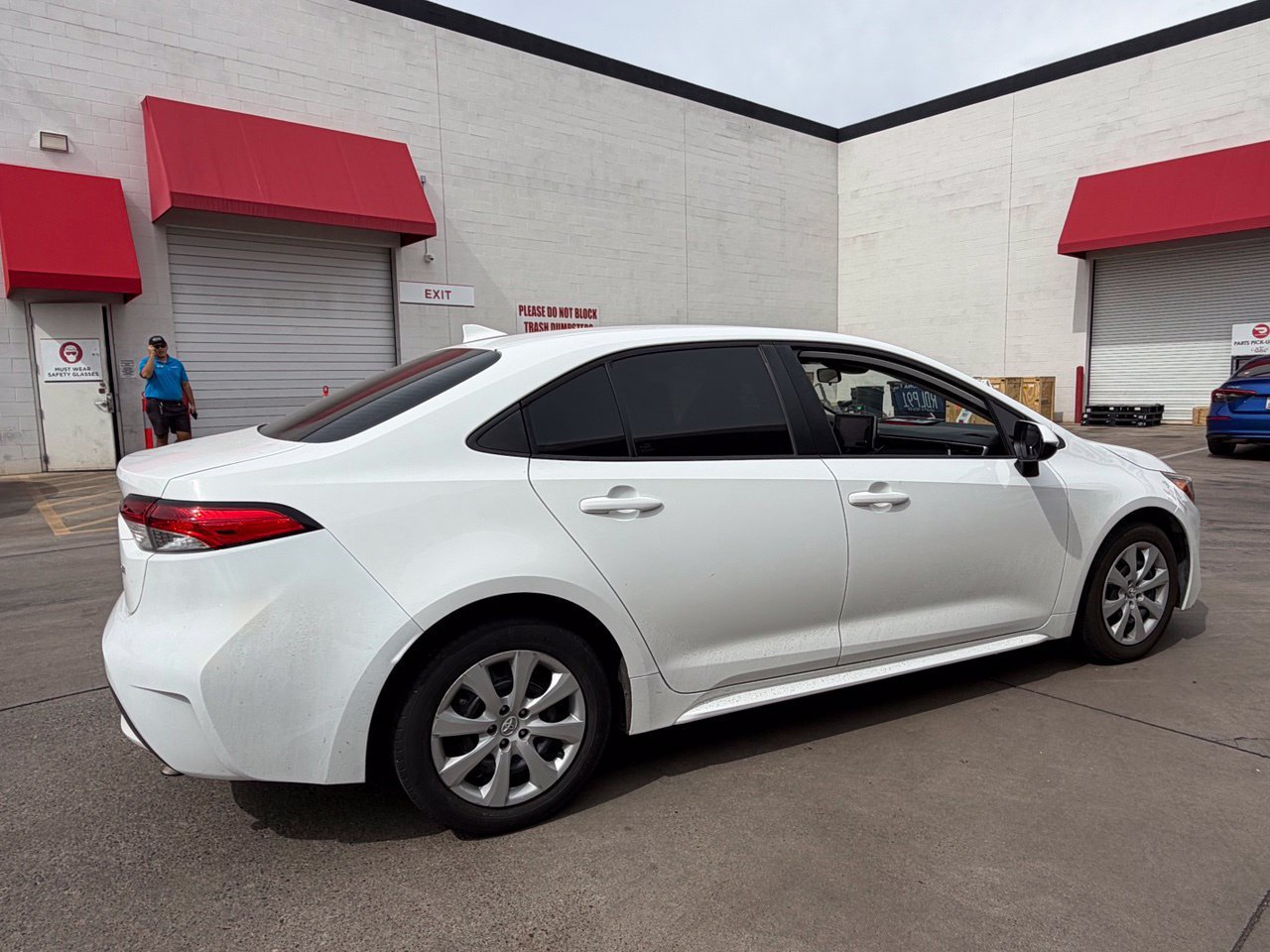 Used 2021 Toyota Corolla LE FWD image 13