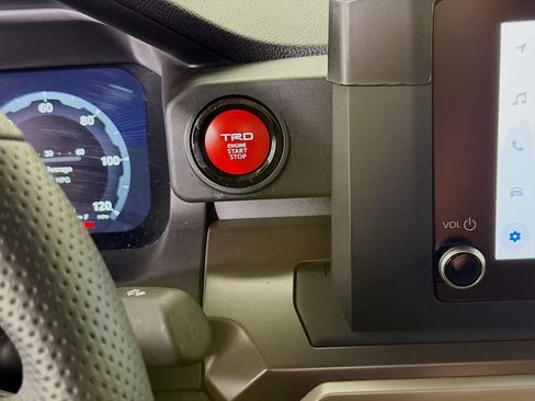 Used 2024 Toyota Tacoma TRD Sport RWD image 32