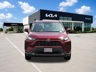 Used 2019 Toyota RAV4 LE w/ All Weather Liner Package FWD video 2