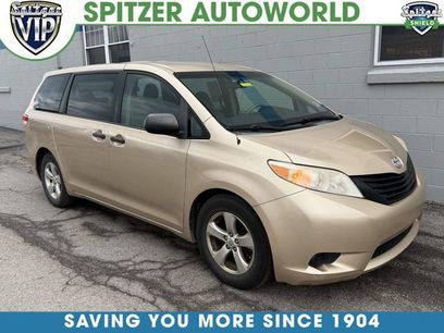 Used 2012 Toyota Sienna w/ Towing Pkg