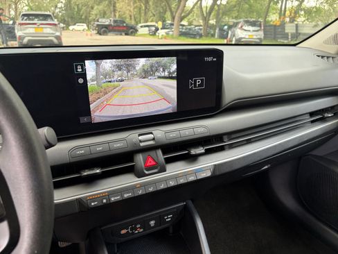 Used 2025 Kia K4 FWD image 22