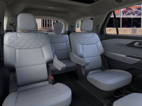 New 2026 Ford Explorer Platinum w/ LUX Leather Package AWD/4WD image 11