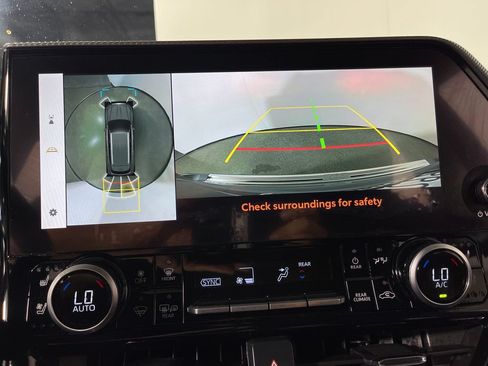 Used 2023 Toyota Highlander Platinum FWD image 21