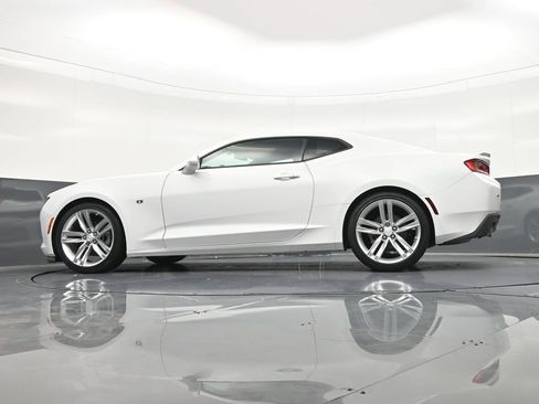 Used 2016 Chevrolet Camaro LT RWD image 24