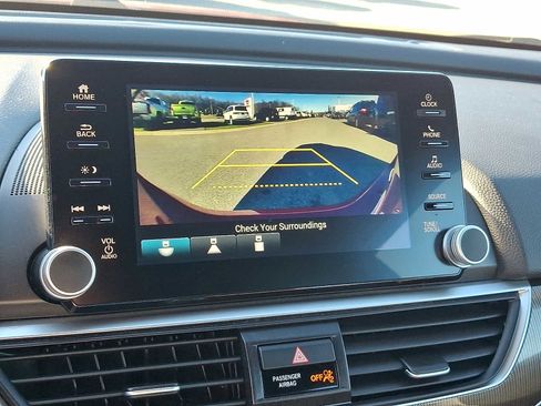 Used 2019 Honda Accord Sport image 18