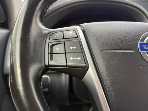 Used 2017 Volvo XC60 T6 Inscription w/ Advanced Package AWD/4WD image 32